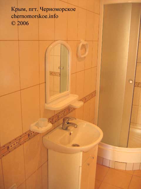 поселок Черноморское, Крым — в ванной комнате